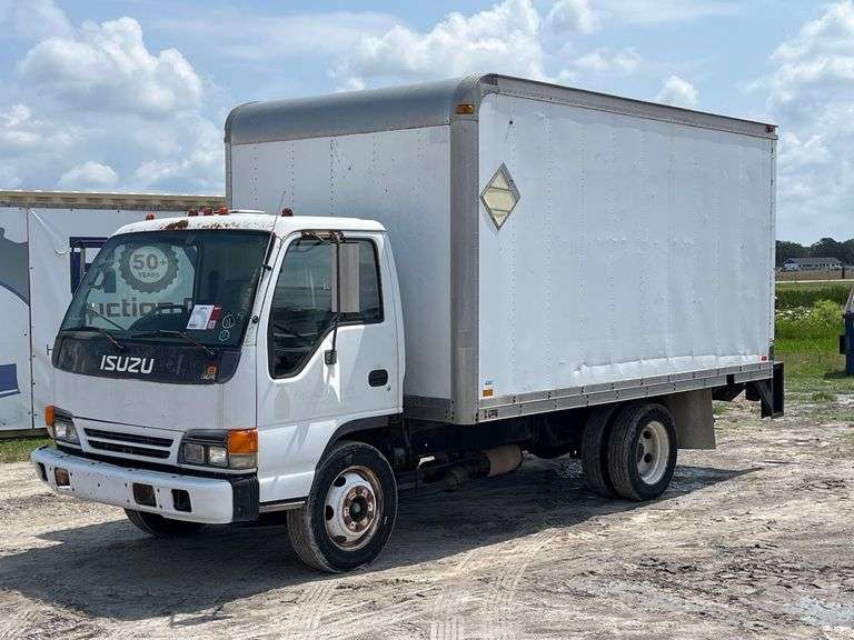 2002 Isuzu NPR-HD 14ft Box Truck
