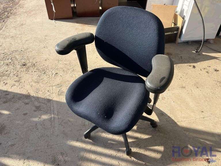 Mid-Back Office Chair