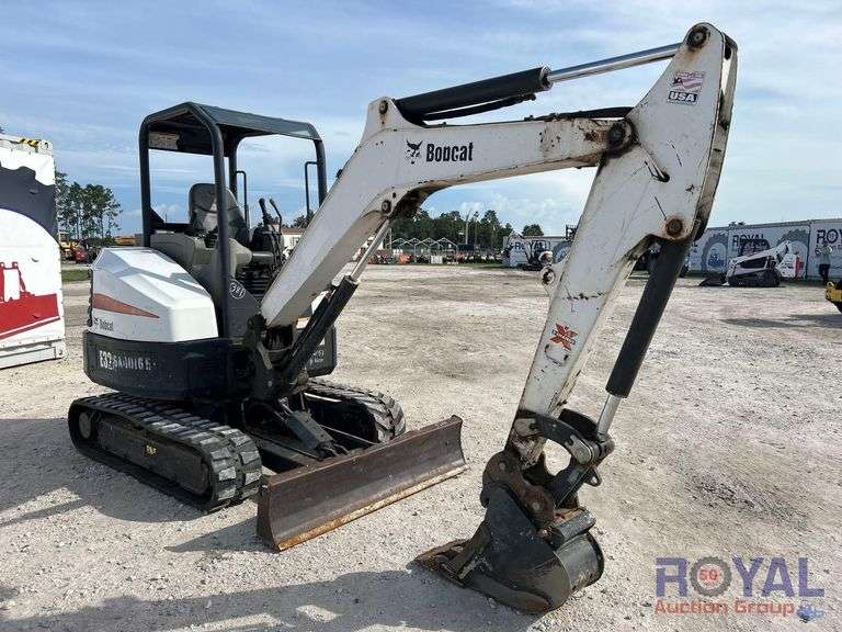 2016 Bobcat E32i Mini Excavator