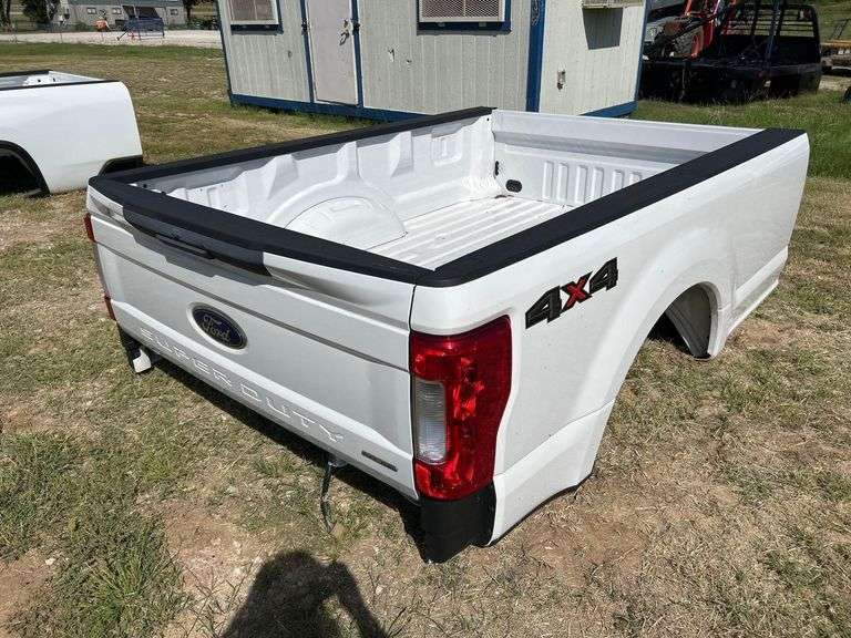 2017-2023 Ford Super Duty 4x4 Pickup Truck Bed