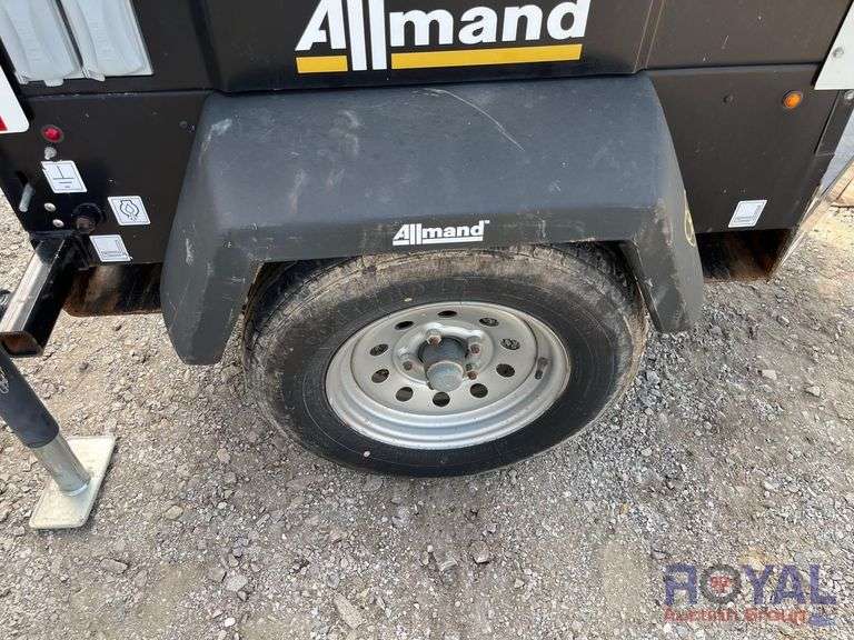 2019 Allmand Night-Lite V-Series S/A Towable Light Tower