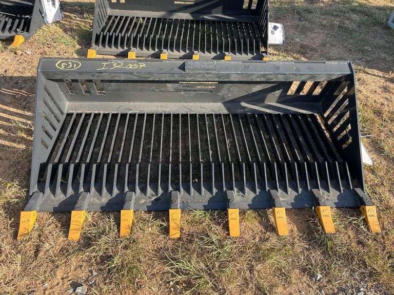 2025 LandHonor RB-14-72W 72in Rock Bucket Skid Steer Attachment