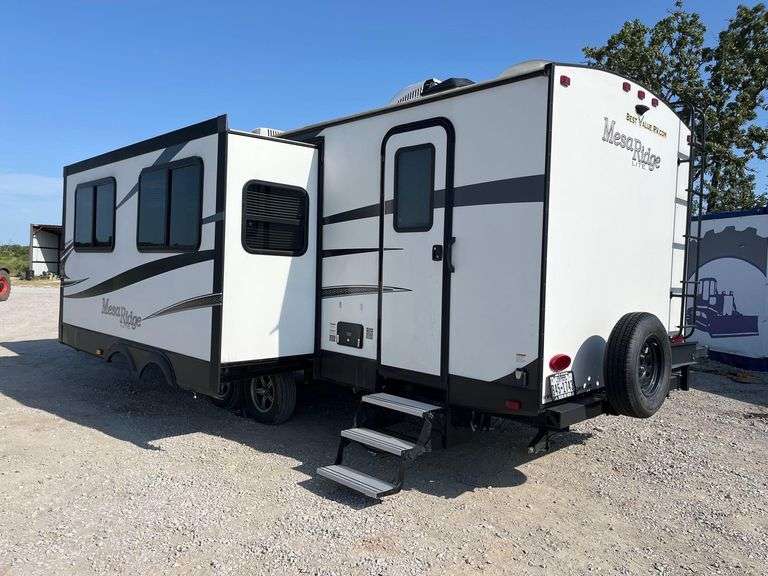 2020 Mesa Ridge Lite 2802BH 32ft Travel Trailer