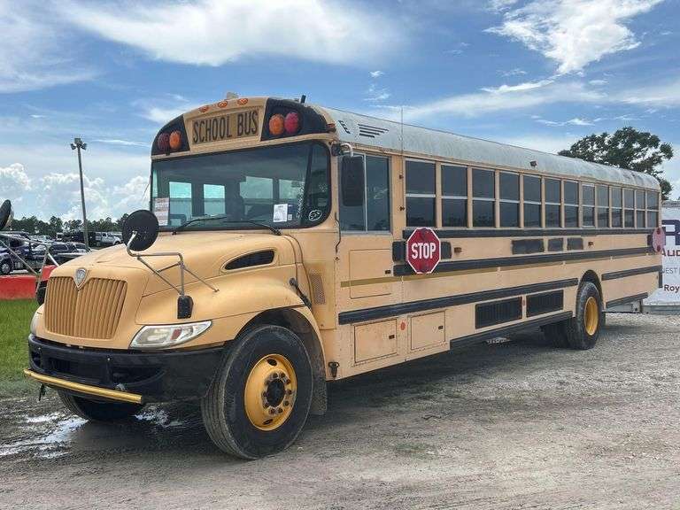2009 IC Corporation PB105 School Bus