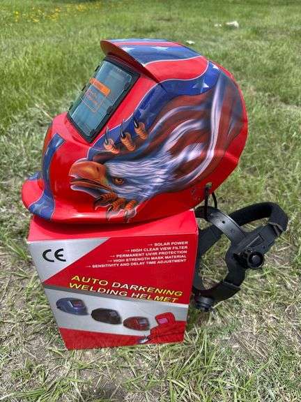 2025 Unused Auto Darkening Welding Helmet