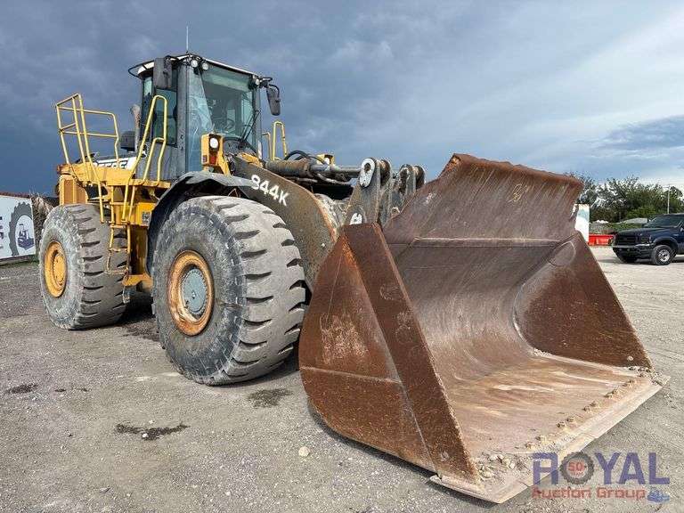 2011 John Deere 844K Articulated Wheel Loader