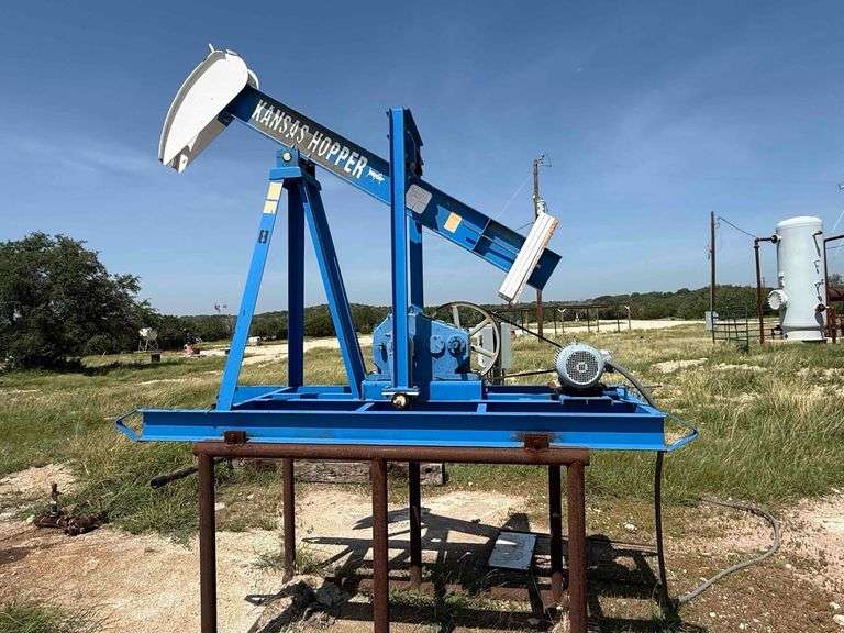 Oil Well Pump Jack with Motor