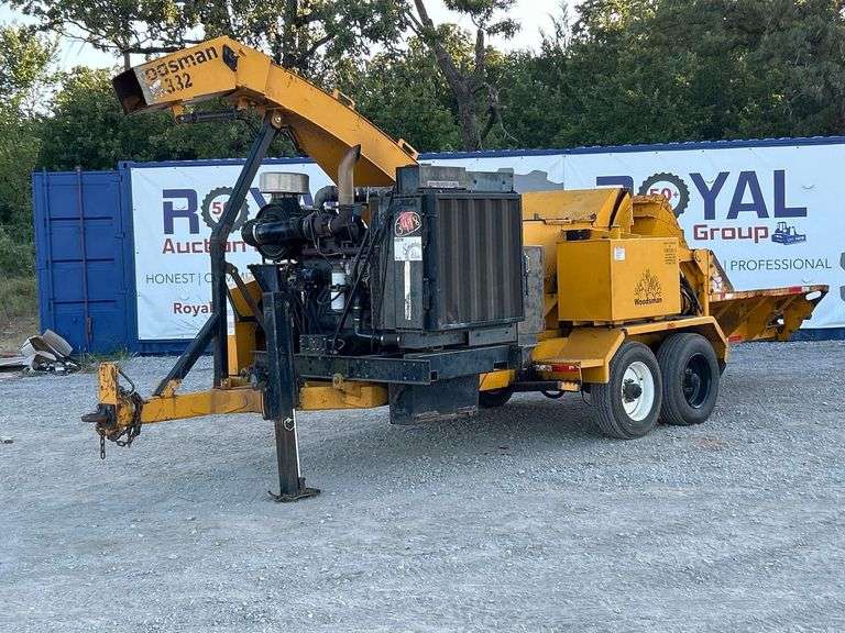 Woodsman 332 T/A Towable Self Feeding Brush Chipper