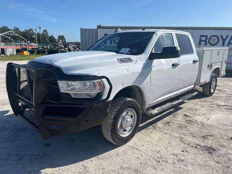 2022 Ram 2500 4x4 Crew Cab Reading Service Truck