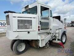 1996 Elgin Pelican Series S Street Sweeper
