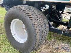 2016 Dakota 410 Turf Tender Topdresser S/A Trailer