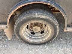2008 Ford F-450 4x4 Crew Cab CM Service Truck