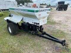 2016 Dakota 410 Turf Tender Topdresser S/A Trailer