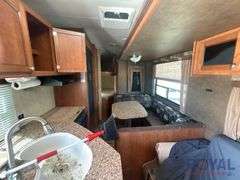 2015 Revere Shasta 27DB 5th Wheel Travel Trailer