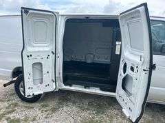 2013 Ford E-350 Cargo Van