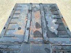 2000 Trail King TK70DGHT 45 Ton 44ft. Step Deck T/A Hydraulic Tail Trailer