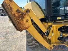 2022 Caterpillar 420 4x4 Extendahoe Loader Backhoe
