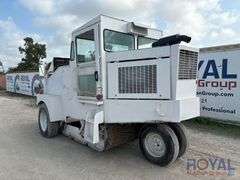 1996 Elgin Pelican Series S Street Sweeper