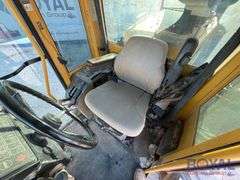 2000 John Deere 770CH Articulated Motor Grader