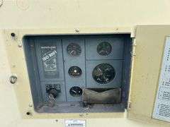2001 Ingersoll-Rand XP185WJD S/A Towable Air Compressor