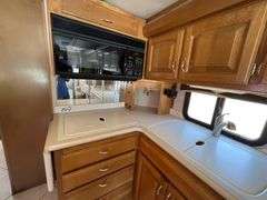 2000 Safari C-Series 425 40ft Panther Motorhome