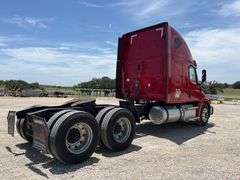 2020 Freightliner Cascadia 126 T/A Sleeper Cab Truck Tractor