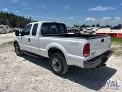 2006 Ford F-250 4x4 Ext. Cab Pickup Truck