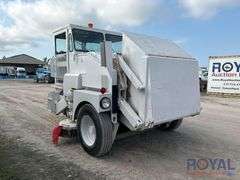 1996 Elgin Pelican Series S Street Sweeper