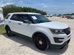 2017 Ford Explorer AWD SUV