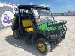 2021 John Deere XUV 835M Gator 4x4 Utility Cart