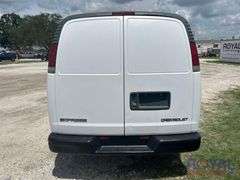 2002 Chevrolet Express 3500 Cargo Van
