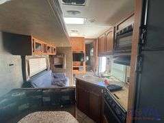 2015 Revere Shasta 27DB 5th Wheel Travel Trailer
