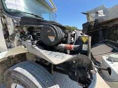 2010 International 4300 2,000 Gallon Water Truck