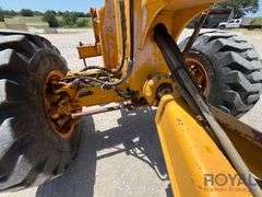 1986 John Deere 772B Articulated Motor Grader