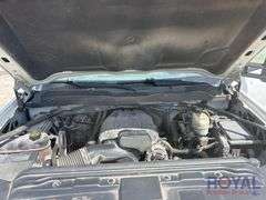 2015 Chevrolet Silverado 2500HD Crew Cab Reading Service Truck