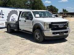 2019 Ford F-450 4x4 Crew Cab Gooseneck 11FT. Flatbed Truck