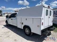 2018 Ford F-250 Ext. Cab Reading Enclosed Service Truck