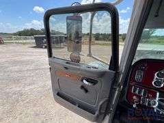 2006 Peterbilt 379 T/A Wet Kit Sleeper Cab Truck Tractor