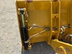 2022 Caterpillar 420 4x4 Extendahoe Loader Backhoe