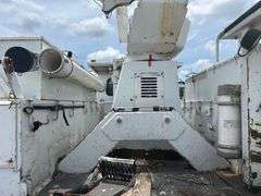 2013 International DuraStar 4400 Altec AM547 50FT Material Handling Insulated Forestry Bucket Truck