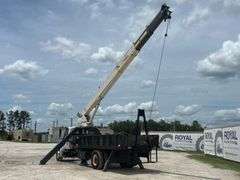 2014 International DuraStar 4300 Terex BT3063 30,000lb 63ft Crane Truck