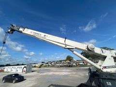 2014 International DuraStar 4300 Terex BT2047 47ft Crane Truck