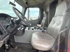 2004 Freightliner M2 106 Ambulance