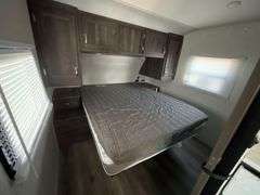 2020 Mesa Ridge Lite 2802BH 32ft Travel Trailer