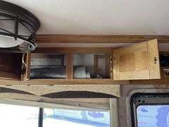 2000 Safari C-Series 425 40ft Panther Motorhome