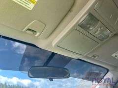 2017 Nissan Titan SV Crew Cab Pickup Truck