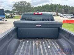 2015 Chevrolet Silverado 2500HD 4x4 Crew Cab Pickup Truck