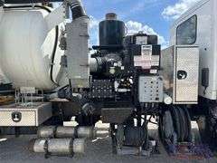 2017 Kenworth T880 T/A Aquatech Combination Sewer Jetter Vacuum Truck