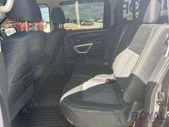 2017 Nissan Titan SV Crew Cab Pickup Truck