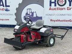 2018 Toro Sand Pro Bunker Rake with Edger Broom